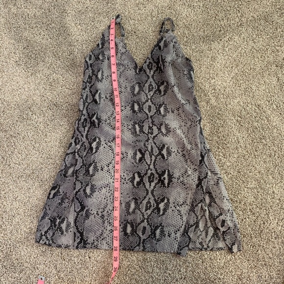 Snake print Mini dress - Picture 1 of 7